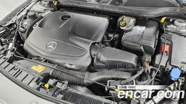 Mercedes-Benz GLA-Class 2018 — Фото 6/20