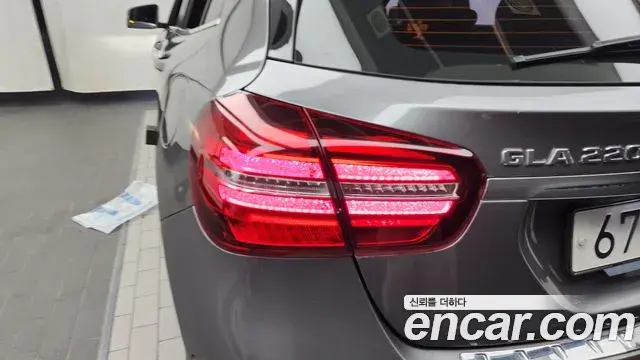 Mercedes-Benz GLA-Class 2018 — ფოტო 12/32