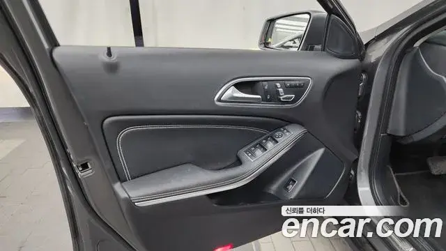 Mercedes-Benz GLA-Class 2018 — ფოტო 4/32