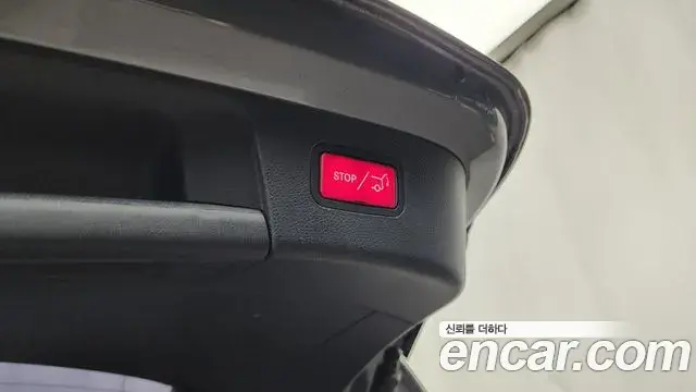 Mercedes-Benz GLA-Class 2018 — ფოტო 24/32