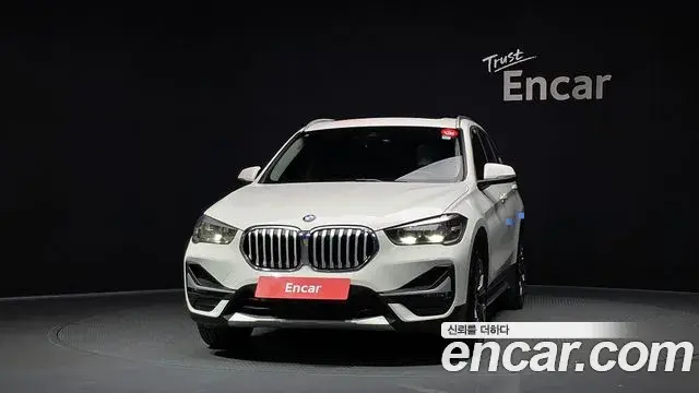 BMW X1 2022 — Фото 3/20