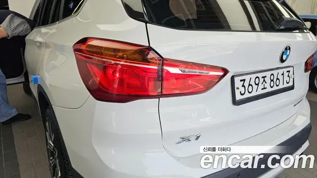 BMW X1 2022 — ფოტო 30/34