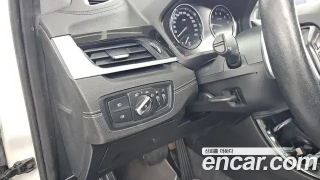 BMW X1 2022 — ფოტო 17/34