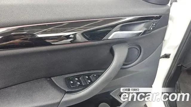 BMW X1 2022 — ფოტო 34/34