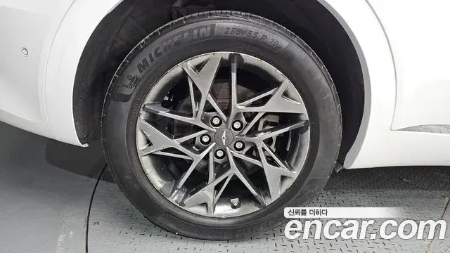 Genesis GV70 2021 — Şəkil 12/31