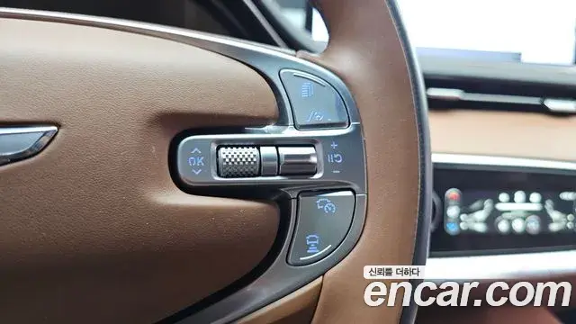 Genesis GV70 2021 — Şəkil 27/31