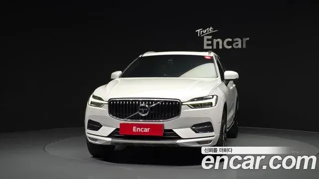 Volvo XC60 2019 — Şəkil 19/20