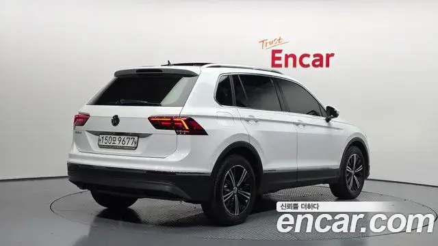 Volkswagen Tiguan 2019 — Photo 20/20