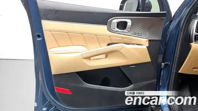 Kia Sorento 2020 — Photo 27/34
