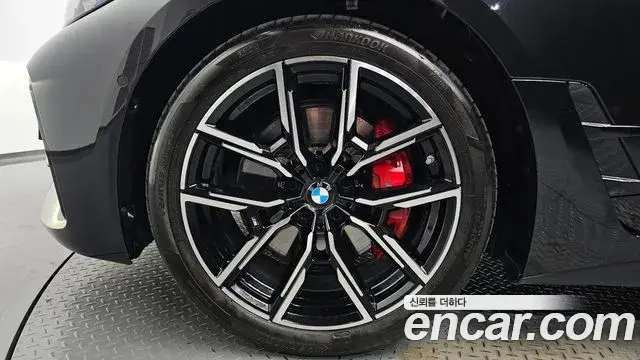 BMW 4 Series 2025 — ფოტო 2/38