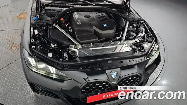 BMW 4 Series 2025 — ფოტო 17/38