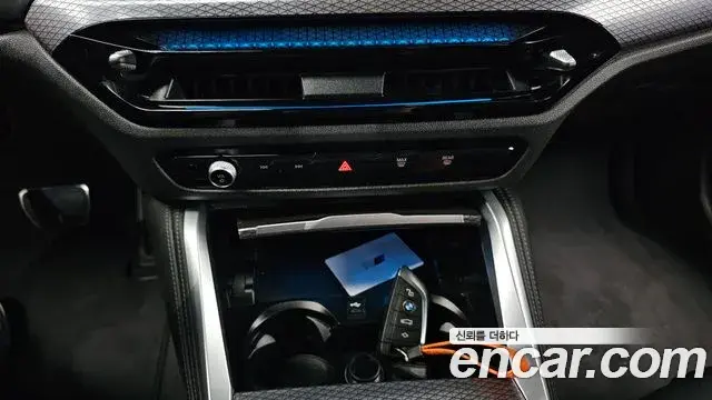 BMW 4 Series 2025 — ფოტო 36/38
