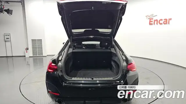 BMW 4 Series 2025 — ფოტო 7/38