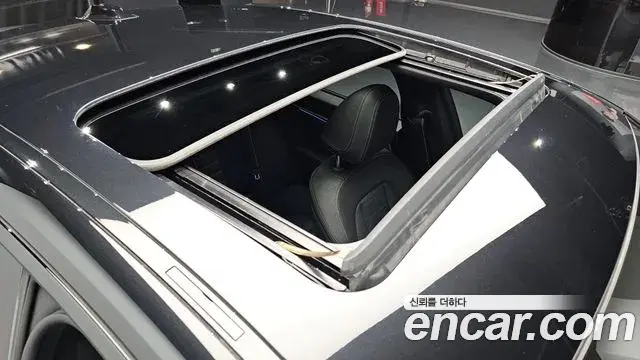 BMW 4 Series 2025 — ფოტო 32/38