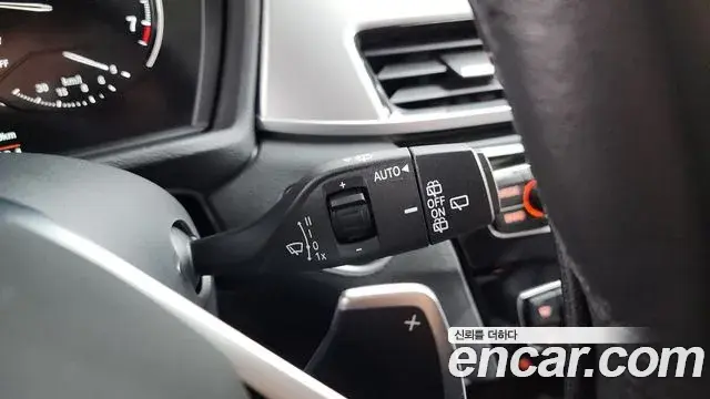 BMW X1 2019 — Photo 2/35