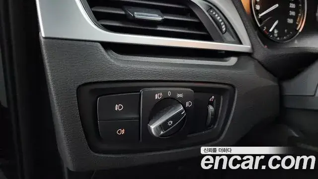 BMW X1 2019 — Photo 29/35