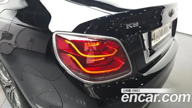 Kia The K9 2018 — Şəkil 29/32