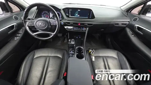 Hyundai Sonata 2022 — Фото 7/20