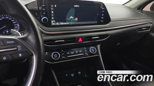 Hyundai Sonata 2022 — Фото 17/20