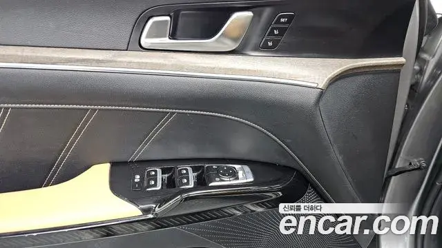 Kia K5 2023 — Photo 24/34
