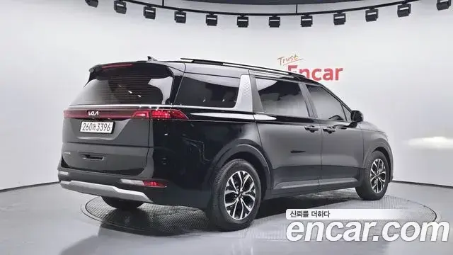 Kia Carnival 2022 — Şəkil 10/20