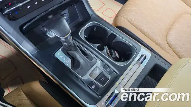 Kia Carnival 2022 — Şəkil 19/20