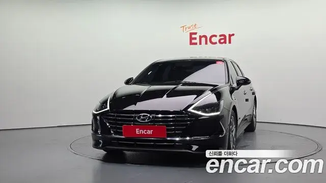 Hyundai Sonata 2019 — Фото 3/20