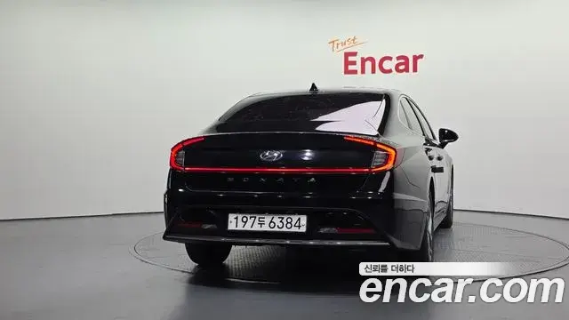 Hyundai Sonata 2019 — Фото 4/20