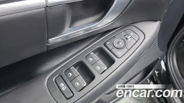 Hyundai Sonata 2019 — Фото 12/20