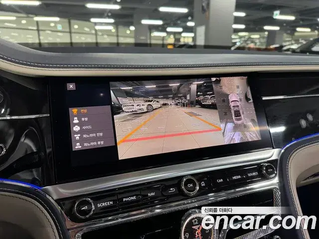 Bentley Flying Spur 2023 — Şəkil 13/17