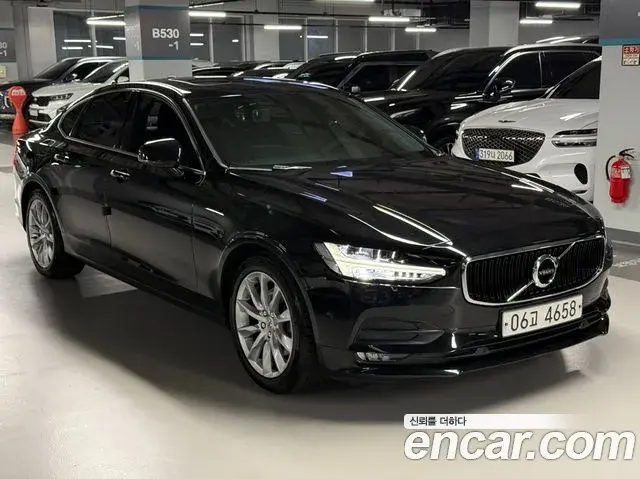 Volvo S90 2018 — ფოტო 17/20