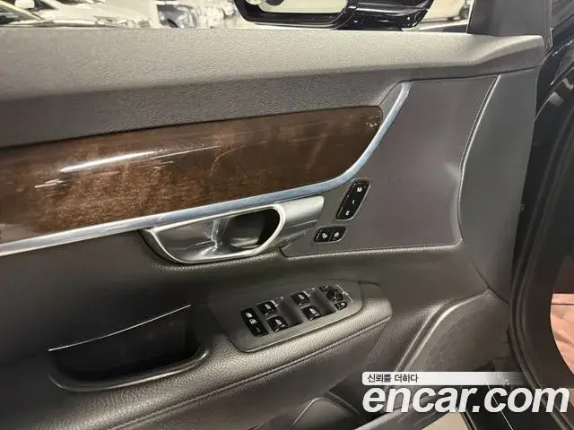 Volvo S90 2018 — ფოტო 19/20
