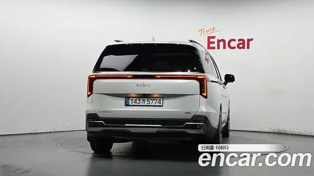 Kia Carnival 2024 — Şəkil 13/34