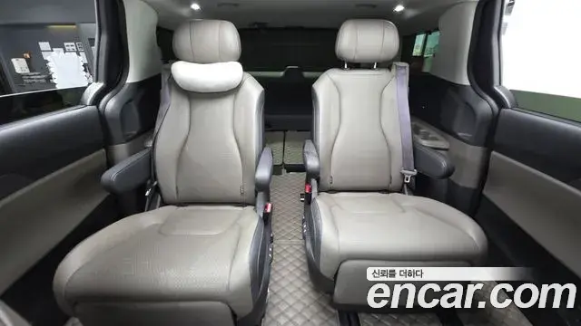 Kia Carnival 2024 — Şəkil 4/34