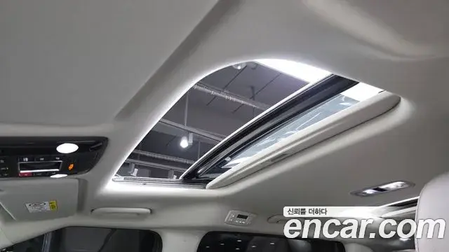 Kia Carnival 2024 — Şəkil 26/34