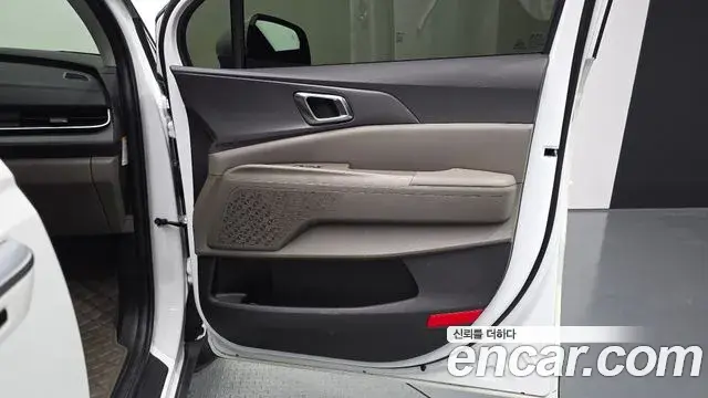 Kia Carnival 2024 — Şəkil 19/34