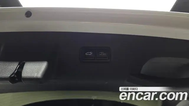 Kia Carnival 2024 — Şəkil 16/34