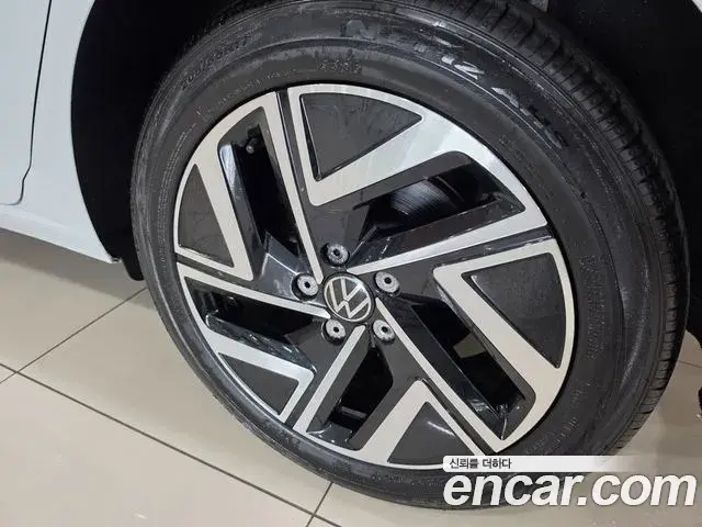 Volkswagen Jetta 2022 — ფოტო 15/19