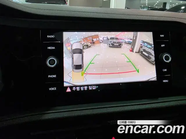 Volkswagen Jetta 2022 — ფოტო 12/19
