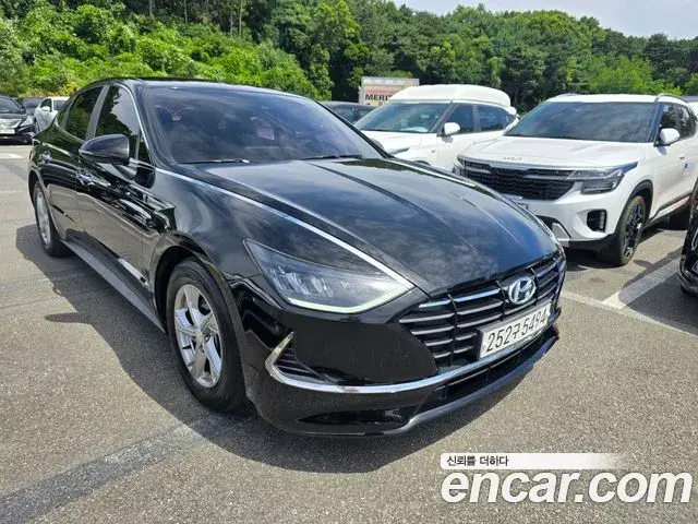 Hyundai Sonata Hybrid 2019 — Şəkil 17/20