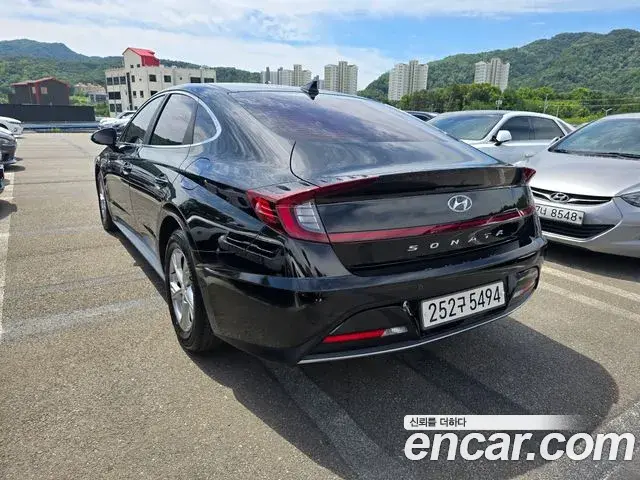 Hyundai Sonata Hybrid 2019 — Şəkil 2/20