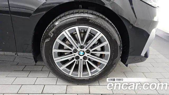 BMW 2 Series Active Tourer 2025 — Şəkil 27/36