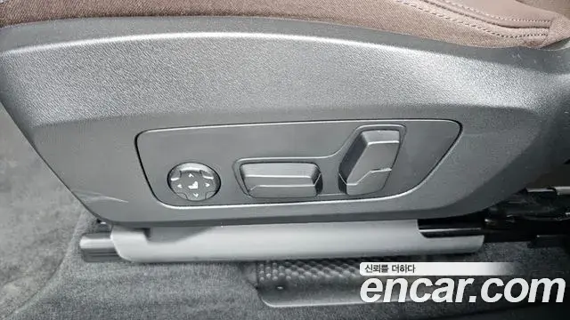 BMW 2 Series Active Tourer 2025 — Şəkil 7/36