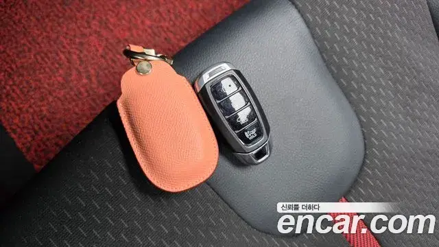 Hyundai Veloster 2018 — Photo 20/31