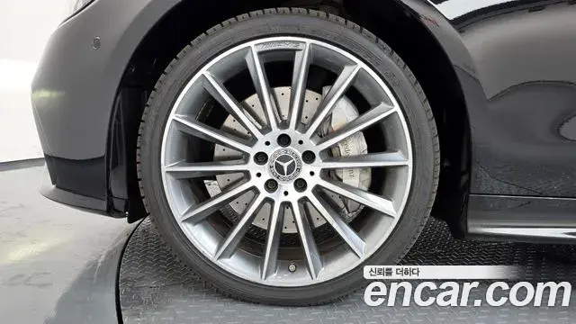 Mercedes-Benz E-Class 2021 — ფოტო 6/32