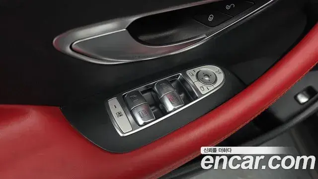 Mercedes-Benz E-Class 2021 — ფოტო 11/32