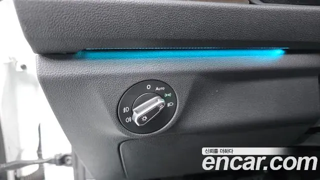 Volkswagen Jetta 2021 — ფოტო 22/31
