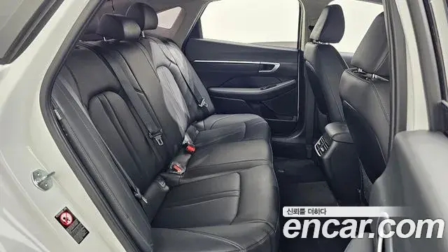 Hyundai Sonata 2022 — Фото 12/20