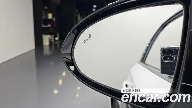 Hyundai Sonata Hybrid 2022 — Photo 27/30