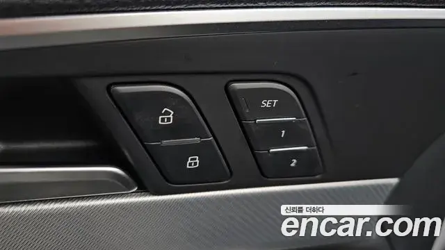 Audi A4 2019 — ფოტო 31/33
